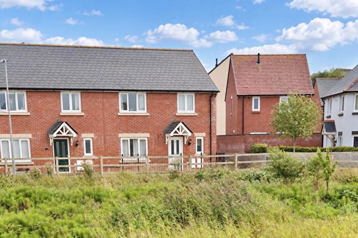2 Bedroom Semi Detached House For Sale In Flint Walk, Weymouth, DT4
