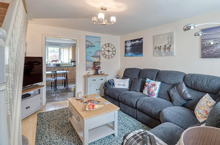 4 Bedroom Detached House For Sale In Springvale Close, Chesterfield, S45