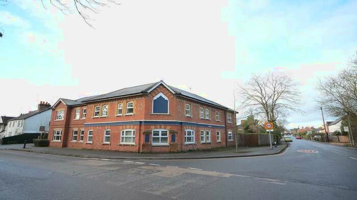 2 Bedroom Apartment To Rent In Fleur De Lis, SL4