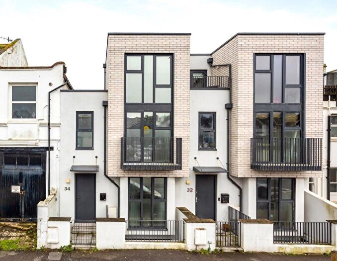 3 Bedroom Terraced House For Sale In Arundel Road, Brighton, East Sussex, BN2