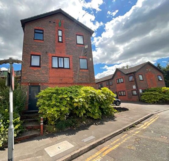 1 Bedroom Flat To Rent In Southampton Street, Reading, Berkshire, RG1