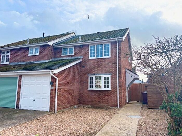 3 Bedroom Semi Detached House For Sale In Coppice Lane, Selsey, PO20