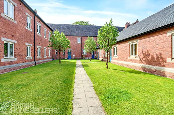 3 Bedroom Flat For Sale In Leighton Park, Bicton Heath, Shrewsbury, Shropshire, SY3