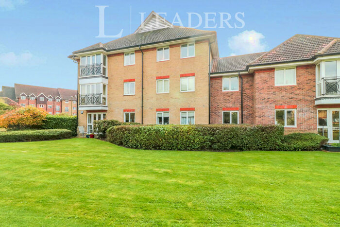 2 Bedroom Apartment To Rent In Loxley Court, Crane Mead, SG12