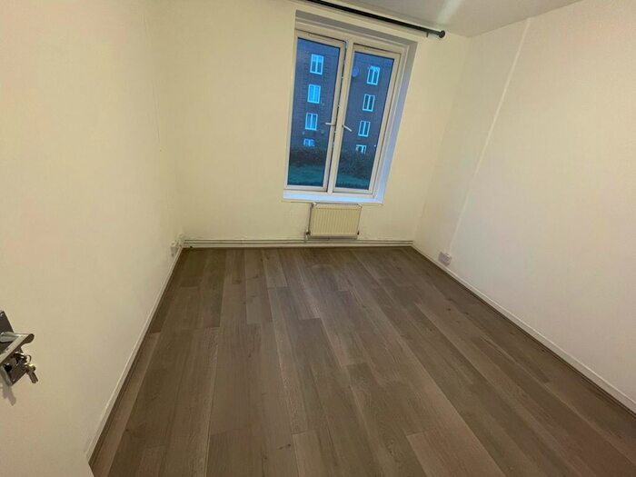 4 Bedroom Flat To Rent In Thomas House, Morning Lane, London, E9