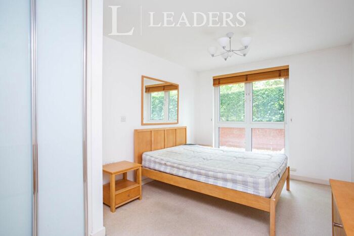2 Bedroom Apartment To Rent In Park Heights, Constitution Hill, GU22