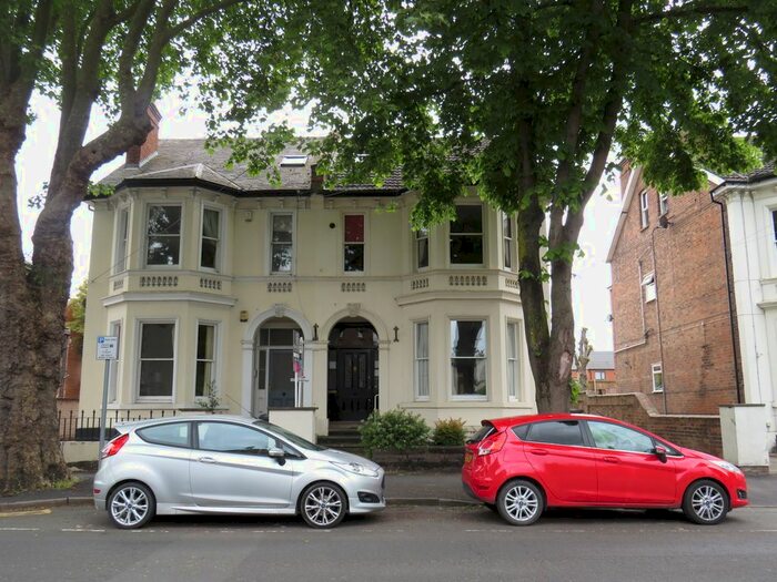 2 Bedroom Flat To Rent In Avenue Road, Leamington Spa, CV31