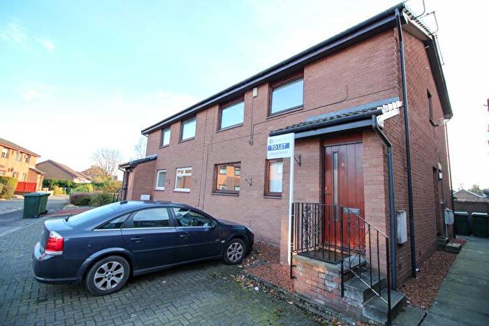 2 Bedroom Flat To Rent In Bell Court, Grangemouth, FK3