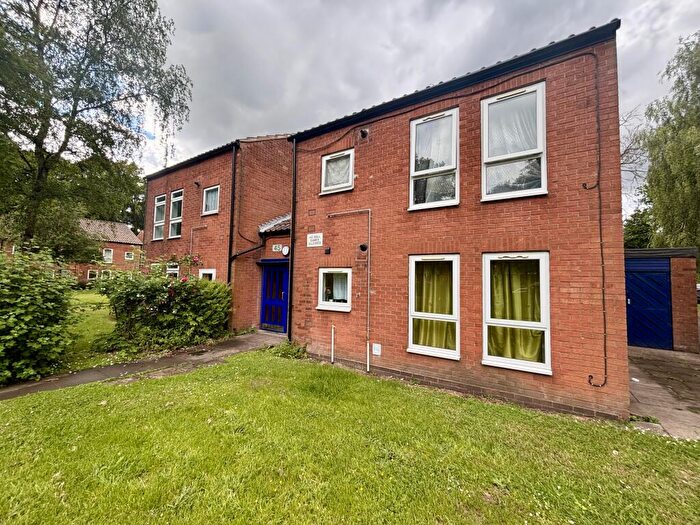 2 Bedroom Flat To Rent In Wellesley Gardens, Moseley, Birmingham, B13