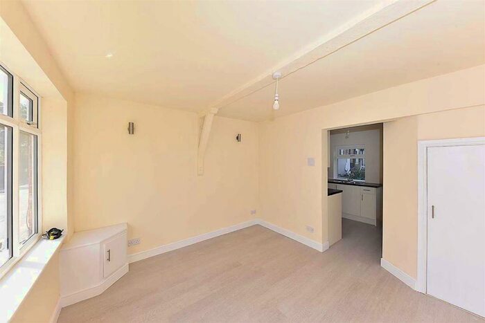 2 Bedroom Terraced House To Rent In Park Lane, Macclesfield, SK11