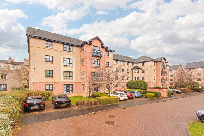 1 Bedroom Flat For Sale In / Russell Gardens, Roseburn, Edinburgh, EH12
