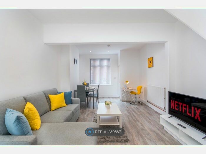 2 Bedroom Terraced House To Rent In Caludon Road, Coventry, CV2