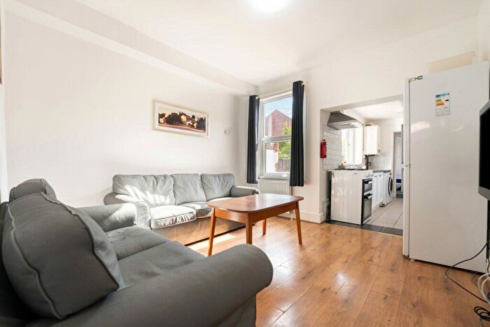 5 Bedroom Terraced House To Rent In Harrow Road, Selly Oak, Birmingham, B29