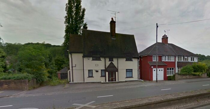 3 Bedroom Detached House To Rent In London Road, Newcastle-under-Lyme, Staffordshire, ST5