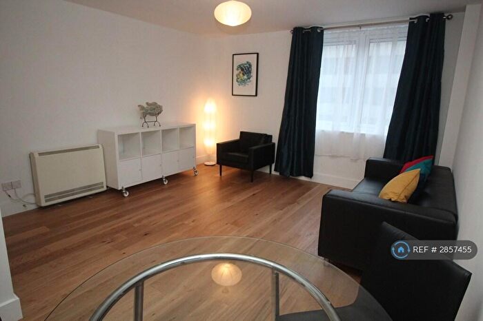 1 Bedroom Flat To Rent In Skyline Plaza Building, London, E1