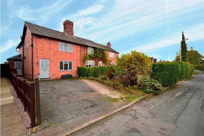 3 Bedroom Semi-Detached House For Sale In Belton Road, Whitchurch SY13