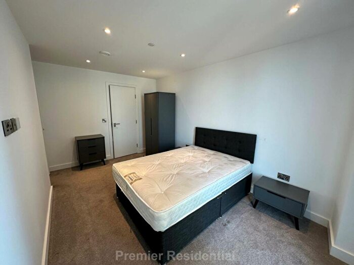 2 Bedroom Apartment To Rent In Owen Street, Manchester, M15