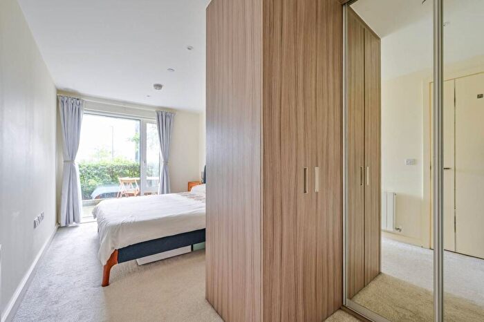 2 Bedroom Flat For Sale In Deveraux House, Woolwich Riverside, London, SE18