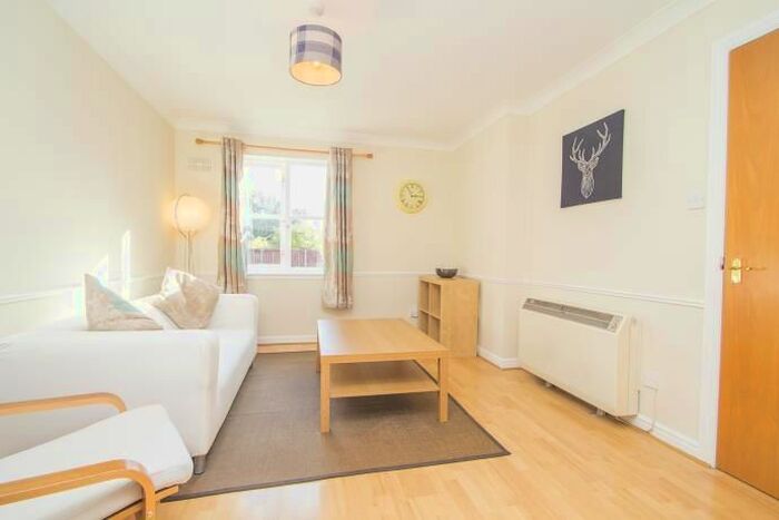 1 Bedroom Flat To Rent In Balbirnie Place, Haymarket, Edinburgh, EH12