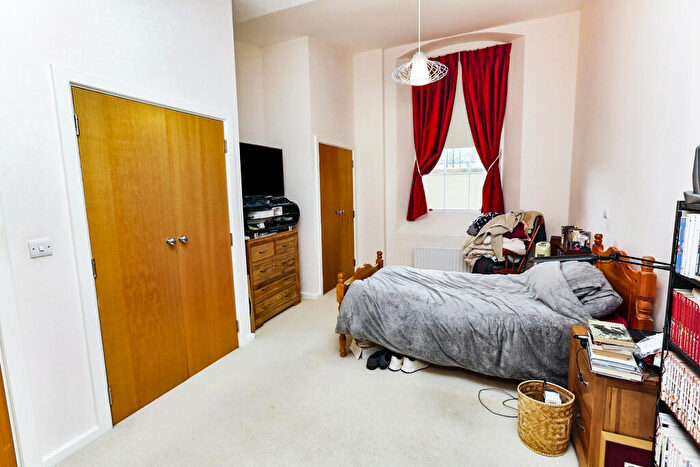2 Bedroom Apartment For Sale In St. Georges Walk, Gosport, PO12