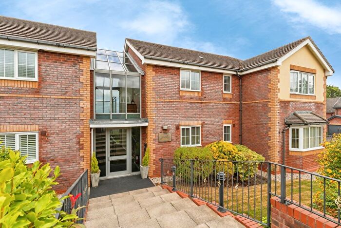 2 Bedroom Flat For Sale In Llys Y Graig, Bryn-Y-Baal, Mold, Flintshire, CH7