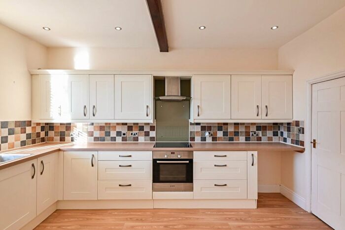 3 Bedroom Detached House For Sale In Meltonby Lodge, Kelfield Road, Riccall, YO19