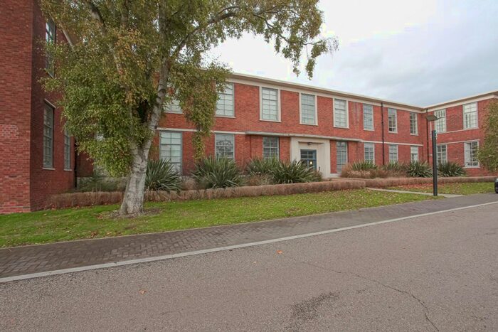 1 Bedroom Flat To Rent In Trenchard Lane, Caversfield, Bicester, OX27