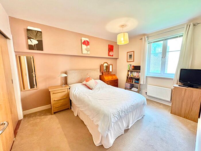 1 Bedroom Flat For Sale In Mariners Wharf, Newhaven, BN9