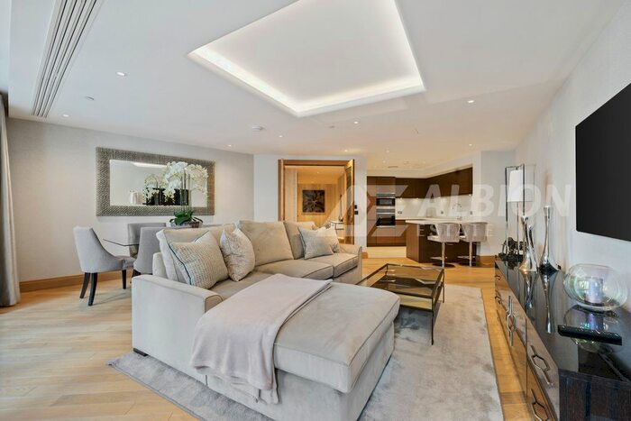 3 Bedroom Flat To Rent In Cleland House, John Islip Street, London, SW1P