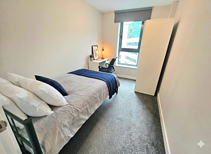 4 Bedroom Apartment To Rent In West One, Fitzwilliam Street, Sheffield, S1