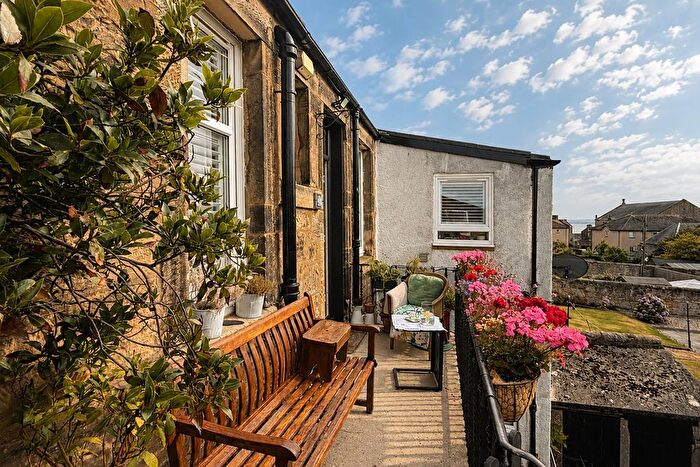 3 Bedroom Flat For Sale In Top Right David Street, Kirkcaldy, Kirkcaldy, KY1