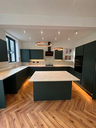 4 Bedroom Semi Detached House To Rent In Maldon Road, Colchester, CO3