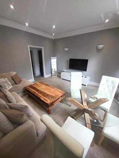 2 Bedroom Apartment To Rent In St Johns Wood High Street, London, NW8