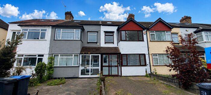 4 Bedroom Terraced House To Rent In Mitcham Road, London, CR0