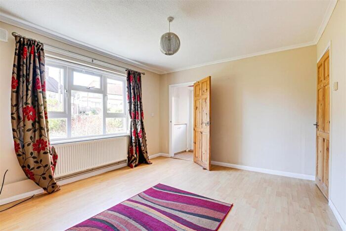 2 Bedroom End Of Terrace House For Sale In Grindon Crescent, Bulwell, Nottinghamshire, NG6