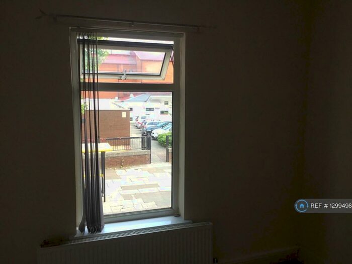 2 Bedroom Terraced House To Rent In Derby Road, Birkenhead, CH42