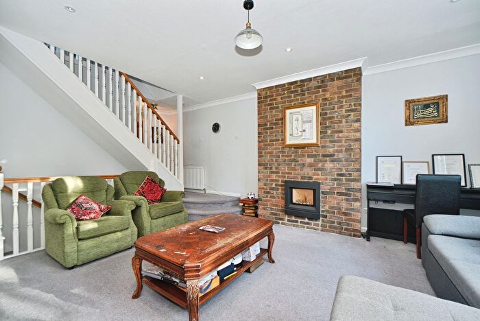 4 Bedroom End Terrace House For Sale In Sturges Field, Chislehurst, BR7