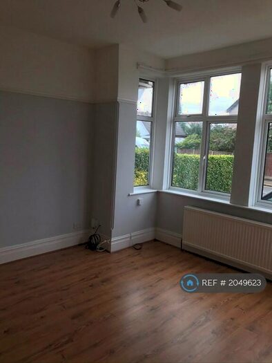 1 Bedroom Flat To Rent In Genesta Road, Westcliff-On-Sea, SS0