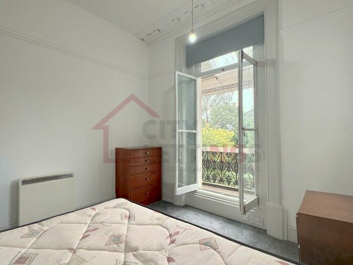 2 Bedroom Apartment To Rent In Park Valley, NG7