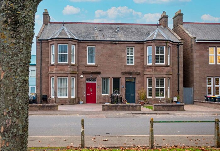 3 Bedroom Semi-Detached House For Sale In Rosemount Road, Arbroath, DD11