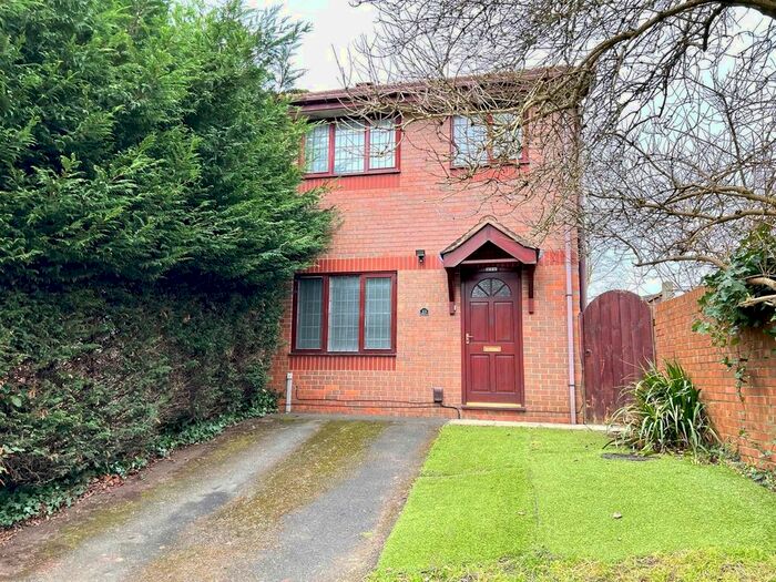 3 Bedroom Semi-Detached House To Rent In Jubilee Terrace, York, YO26