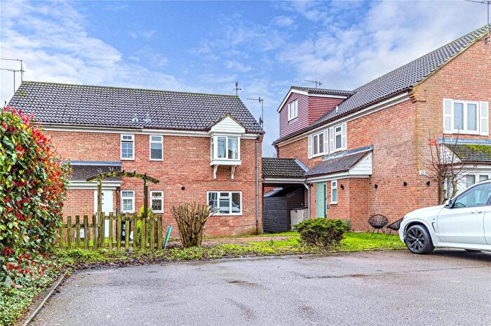 1 Bedroom Town House To Rent In The Lawns, Hemel Hempstead, HP1