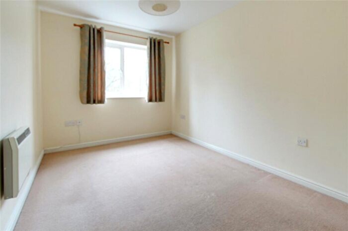 2 Bedroom Apartment To Rent In Barclay Grange, Wain Avenue, Riverside, Chesterfield, S41