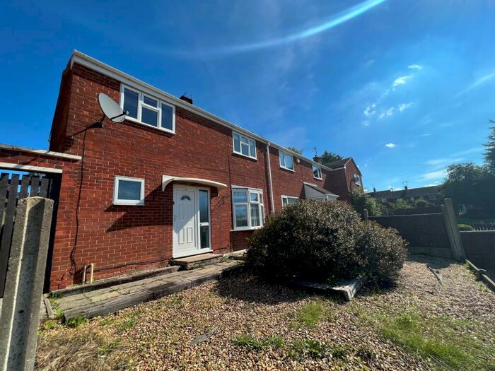 2 Bedroom Semi-Detached House To Rent In Laburnum Grove, Nuneaton, CV10