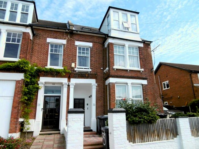 1 Bedroom Flat To Rent In Tyndale Park, Herne Bay, CT6