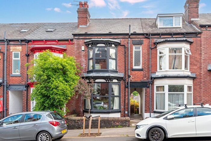 3 Bedroom Terraced House For Sale In Roach Road, Brincliffe, S11