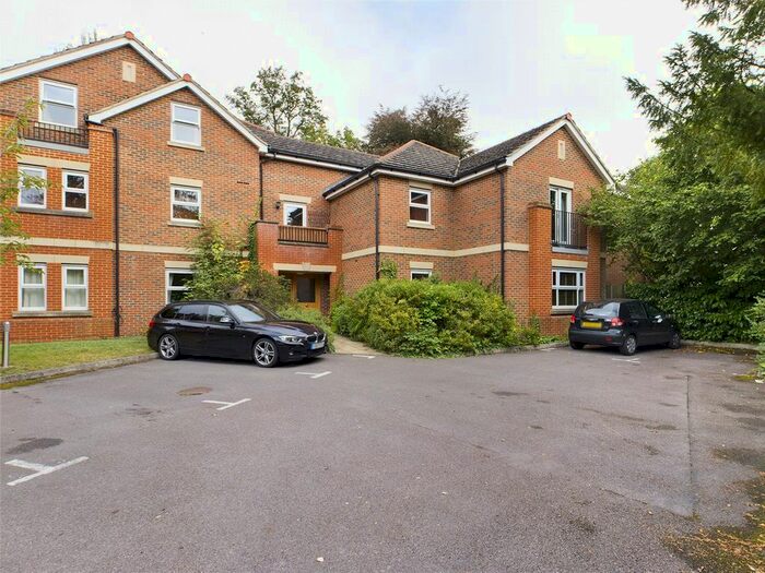 1 Bedroom Flat To Rent In Maple House, Derby Road, Caversham, Reading, RG4