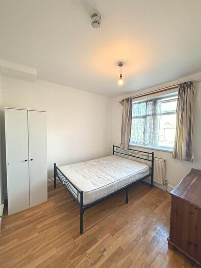1 Bedroom Flat To Rent In Western Road, Southall, UB2