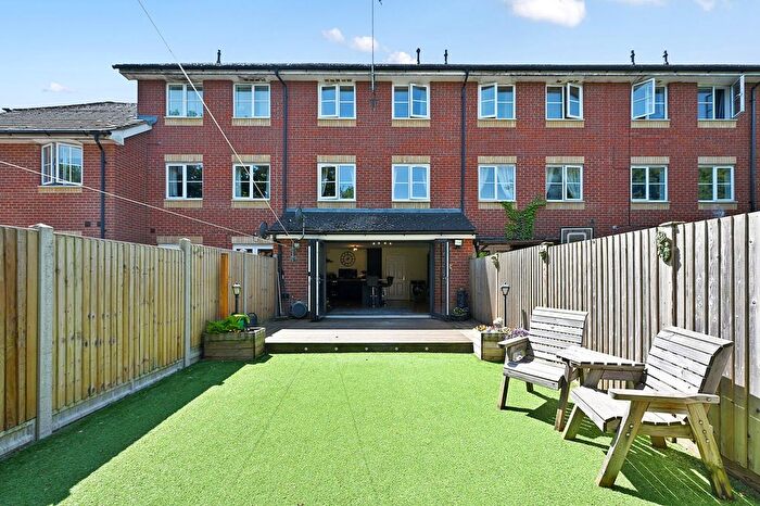 5 Bedroom Terraced House For Sale In Kings Prospect, Ashford, TN24