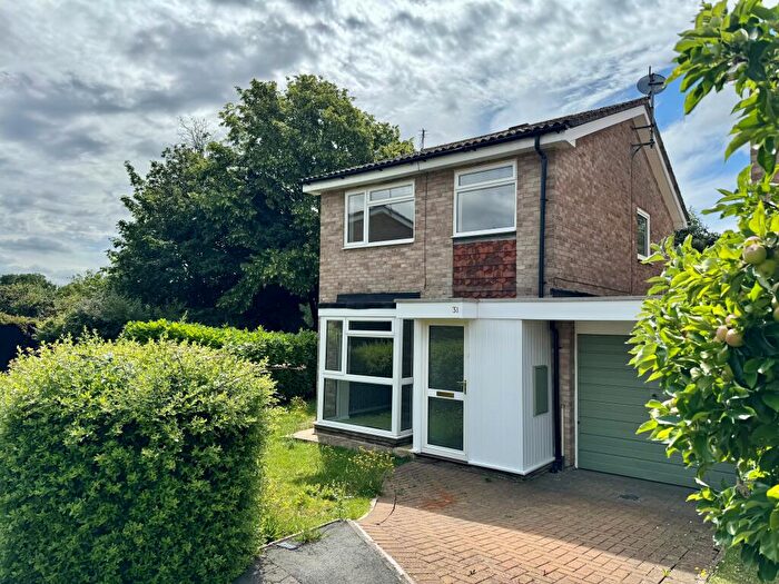 3 Bedroom Link Detached House For Sale In Beverley, Toothill, Swindon, SN5